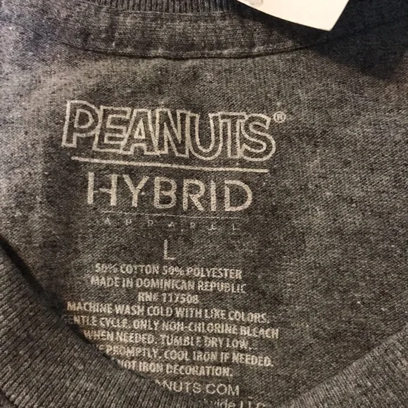 Peanuts Woman’s Relaxed Fit Gray Graphic Snoopy and Woodstock Tee | NWT! - Picture 4 of 5